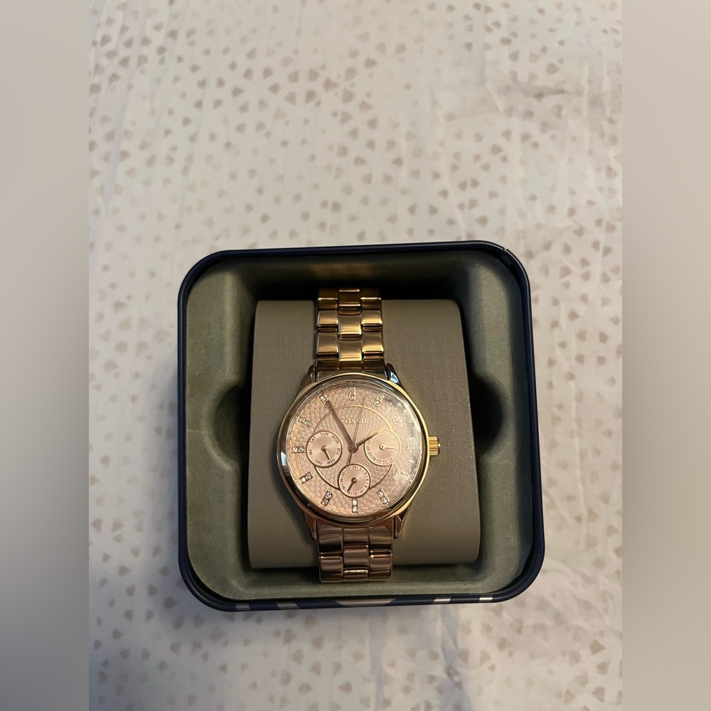 Watch - Picture 3 of 4